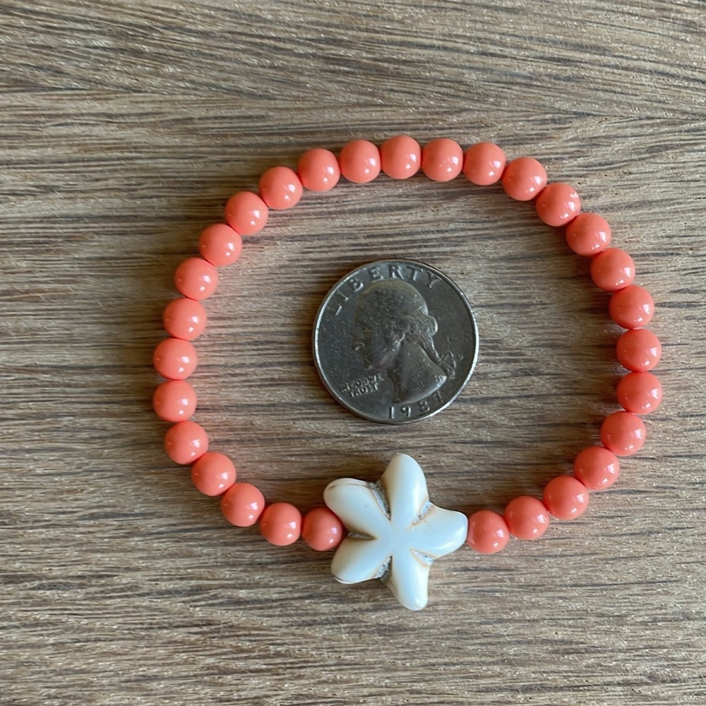 HAND CRAFTED STRETCHY, STARFISH BRACELET Peach Pink Coral White Sardine Fish - Picture 5 of 10